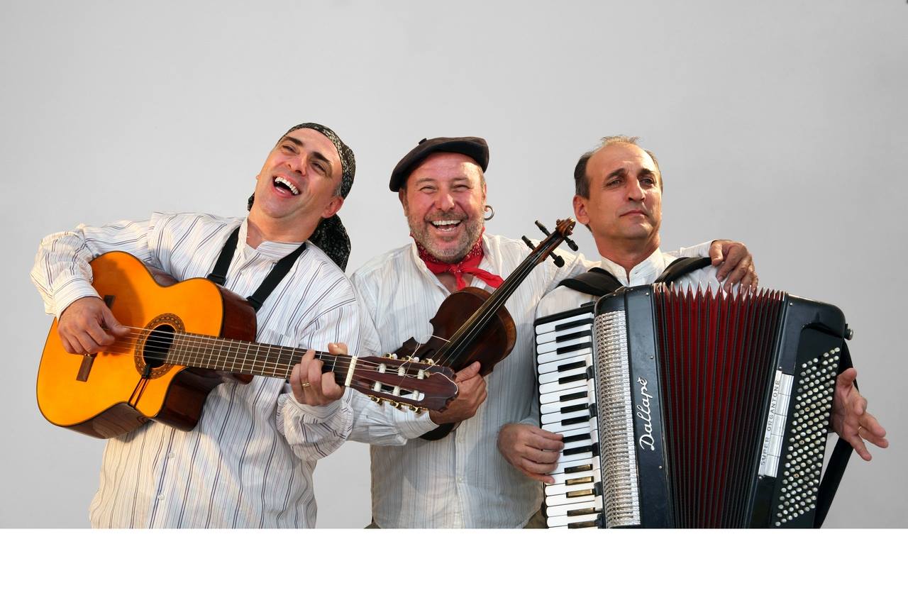 TRIO GUŠT